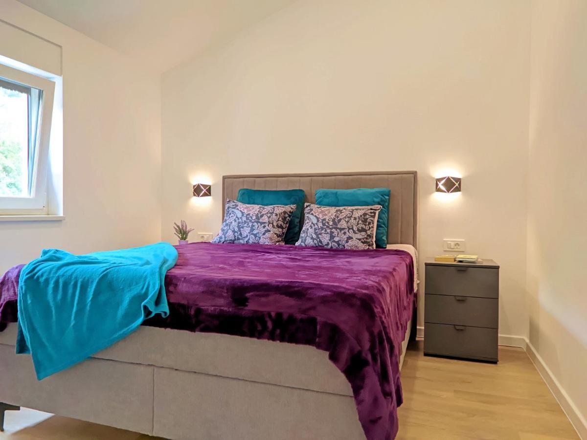 Luxury Sunrise Jacuzzi Apts, 50 M From The Beach Kali Ngoại thất bức ảnh