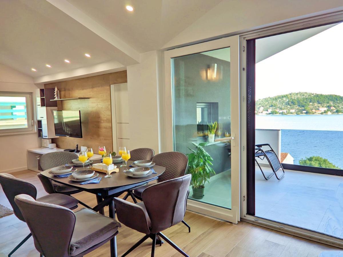 Luxury Sunrise Jacuzzi Apts, 50 M From The Beach Kali Ngoại thất bức ảnh